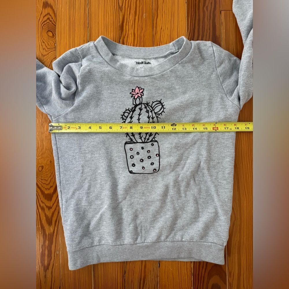 ModCloth Sweatshirt - Picture 6 of 6